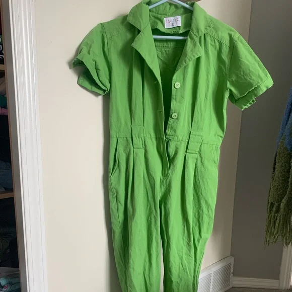 Green jumpsuit - Picture 1 of 2